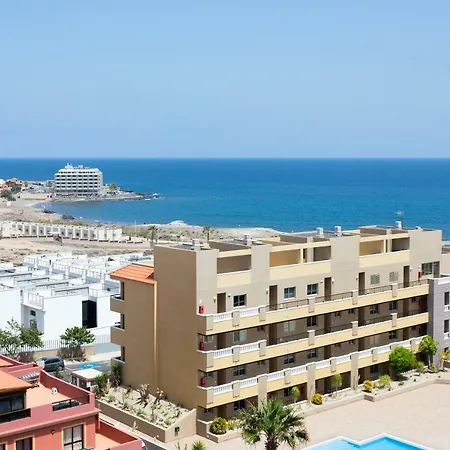 Home2book Amazing Sea View Pool & Wifi דירה אל מדאנו