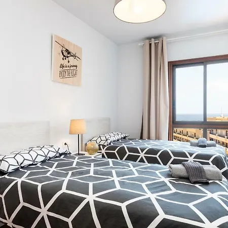 Home2book Amazing Sea View Pool & Wifi דירה