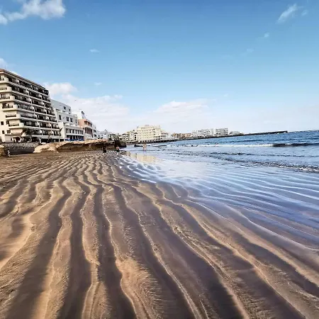 Home2book Amazing Sea View Pool & Wifi דירה אל מדאנו